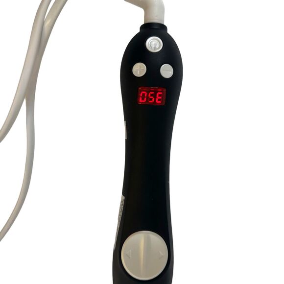 Beachwaver S1.25 Ceramic Curling Wand Iron Silver Fully Functional - Picture 2 of 2